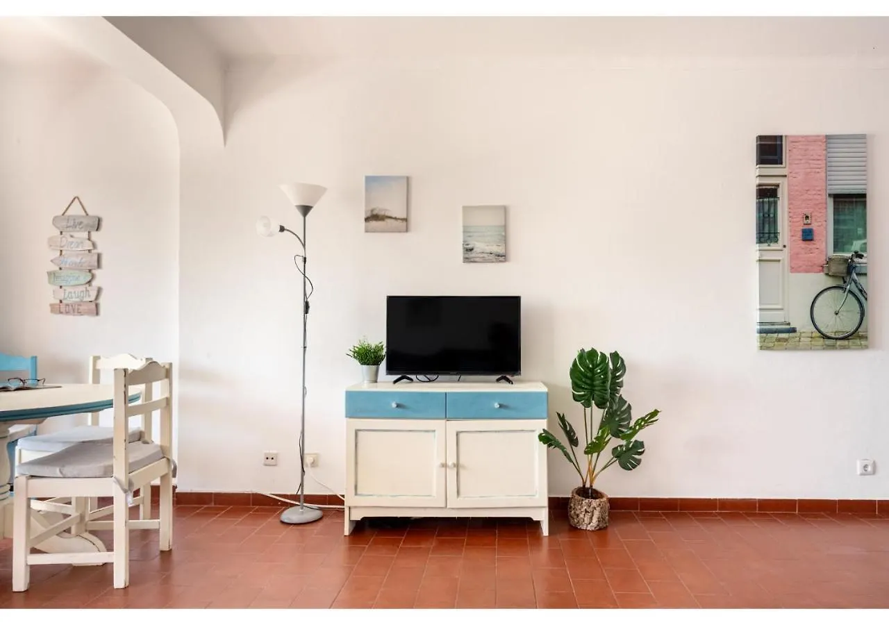 Joivy Adorable Flat With Balcony Apartment Albufeira